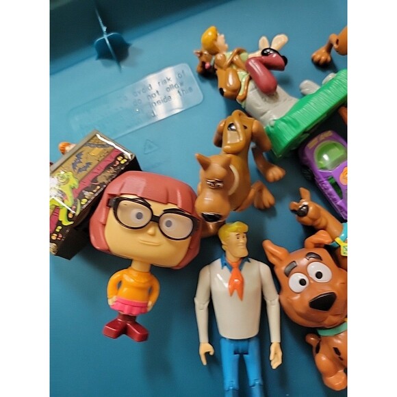 Scooby Doo & the Gang Lot Figures Fred shaggy Velma  Mixed toys - Picture 8 of 11